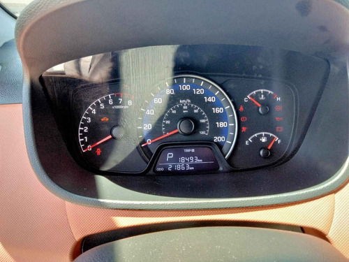 Imagen 14 de 15 de Hyundai Grand I10 2018 5p Gls L4/1.2 Aut