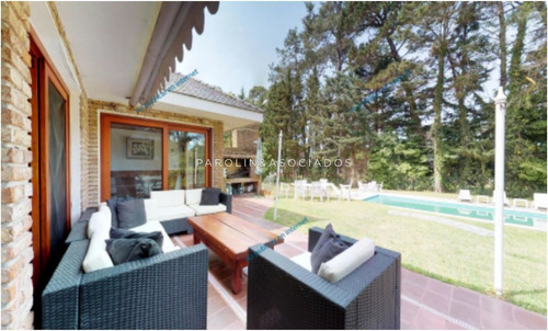 Imagen 3 de 30 de Casa En Venta De 6 Dormitorios En Lugano
