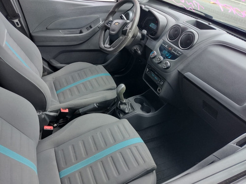 Imagem 7 de 10 de Gm Montana Sport 1.4 Manual Flex 2018, Completa, Pneus Novos
