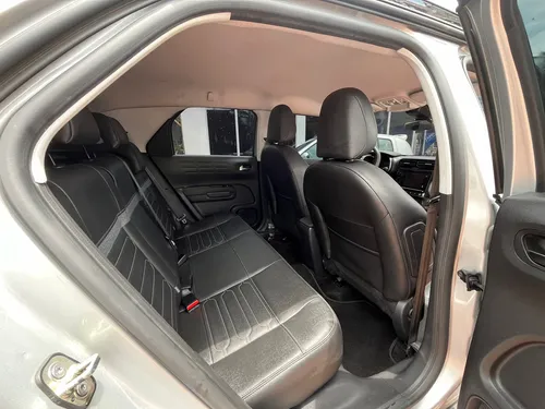 Citroën C4 Cactus 1.6 Shine Turbo Aut