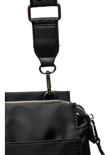 Cartera Al Hombro Prüne Base Nylon Asas Negras Negro Lisa Níquel Negro