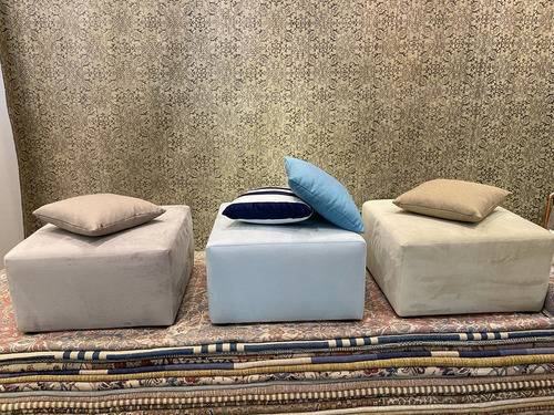 Puff Puf Estofado Tecido Veludo 70x70x40 Suede Gigante Bege