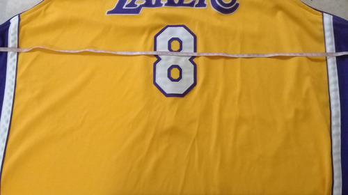 Jersey Lakers #8 Kobe Bryant. (Usado)