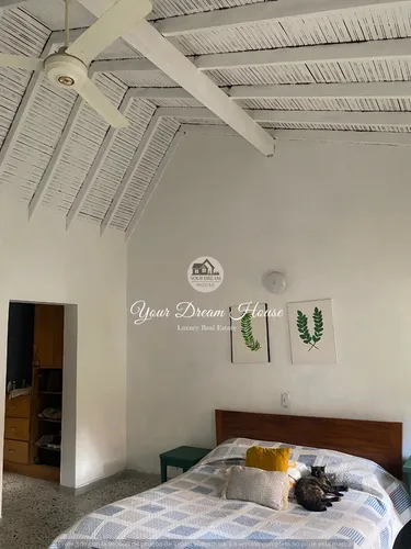 Casa Unifamiliar En Los Colores. Casa Unifamiliar En Venta. Casa Unifamiliar Grande