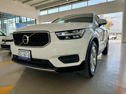 Volvo Xc40 Momentum