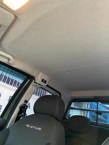 Imagem 6 de 12 de Fiat Strada 2014 1.8 16v Adventure Cab. Dupla Flex 3p
