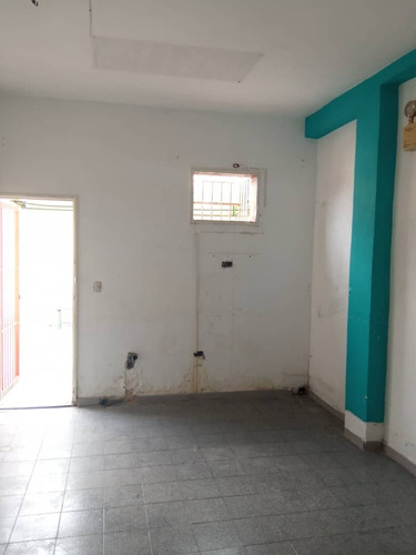 Imagen 5 de 8 de Alquilo Local En Zona Centro De Turmero. 04243547996