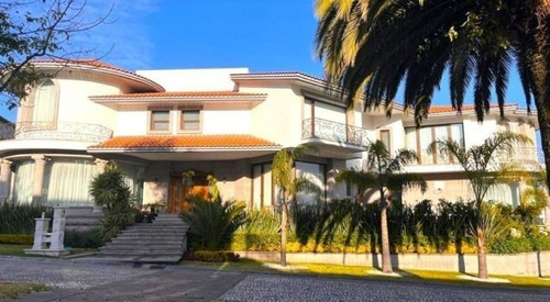 Residencia En Venta En Fuentes De Las Lomas