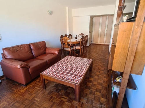 Apartamento Tres Dormitorios. Venta. Centro. Impecable.