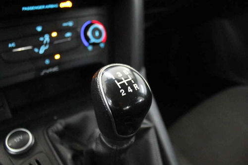 Imagen 15 de 15 de Ford Focus 2015 4 Cilindros