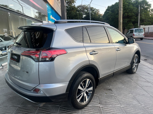 Imagen 5 de 18 de Toyota Rav4 2.0 Vx Cvt 2018