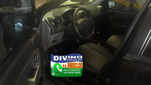 Ford Fiesta 1.0 2012 4 Portas Ar Cond E Direçao Hidraulica
