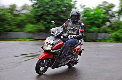 Imagen 15 de 21 de Yamaha Ray Zr 125 Con Regalo Financia Delcar Motos®
