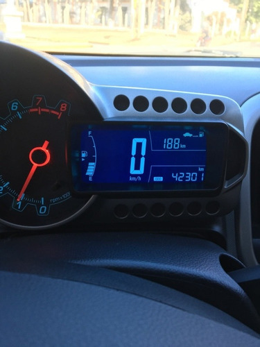 Imagen 6 de 7 de Chevrolet Sonic 2015 1.6 Ltz At Mx 5 P