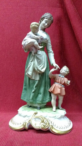 Antigua Figura Capodimonte Madre Con Dos Niños,29 Cm