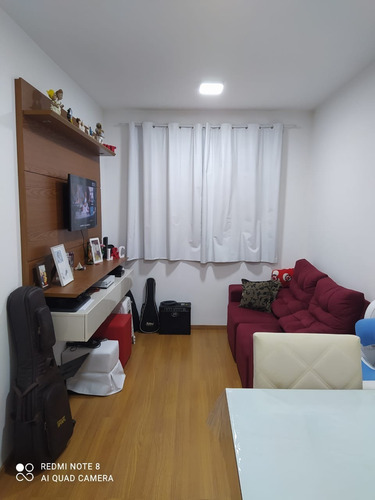 Imagem 1 de 12 de Apartamento Vila Carmosina 2 Dorms - 3595 Lpp - 70021074