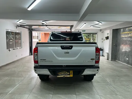 Nissan Frontier Diesel AT 2.5 4*4 2019