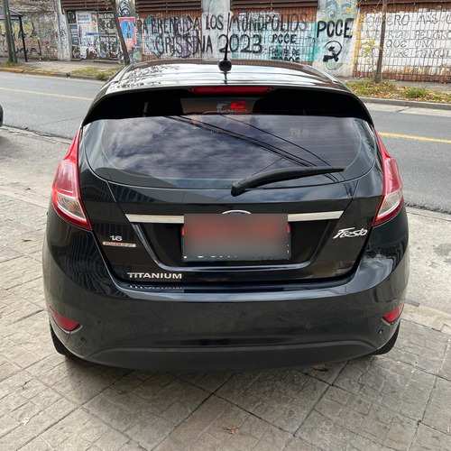 Imagen 6 de 25 de Ford Fiesta Kinetic Design 1.6 Titanium Powershift 120cv