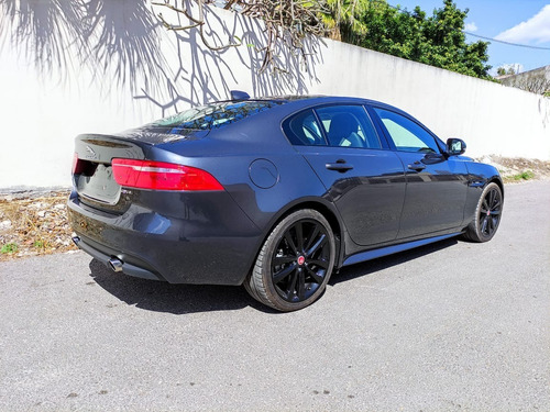 Imagen 5 de 13 de Jaguar Xe Le 1 R-sport 2.0 2018