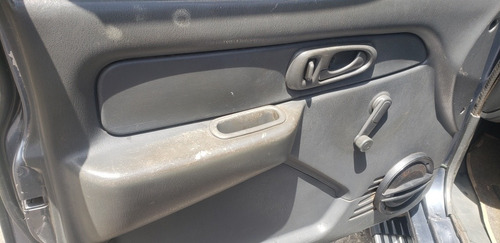 Imagen 8 de 10 de Mitsubishi L200 4x4 Doble Cabina