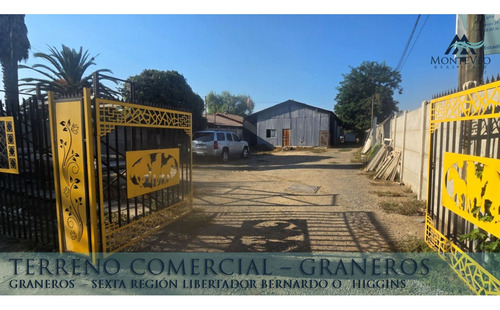 Terreno Comercial - Galpón Con Oficinas Y Bodegas Ubicació