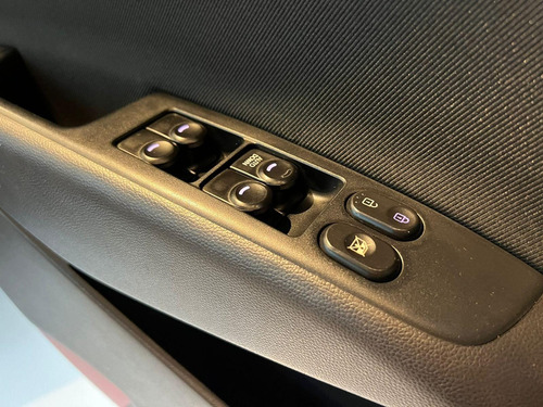 Imagem 13 de 15 de Hyundai Hb20s Style1.0 Flex 12v Mec. 4p