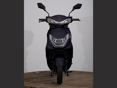 Imagen 4 de 9 de Moto Electrica Luna Yadea