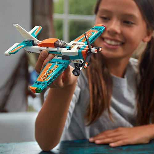 Set de construcción Lego Technic Race plane 154 piezas en caja