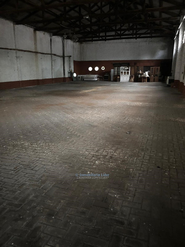 Local Industrial En Alquiler En Sayago