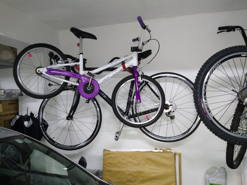 Imagem 8 de 8 de Gancho Suporte Horizontal Parede Para 2 Bicicleta Mtb Speed