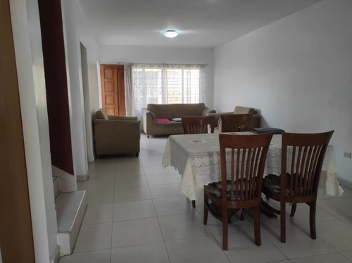 Imagen 3 de 14 de Townhouse En Venta. La Morita / 04121368338