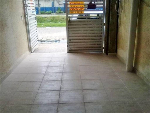 Imagem 2 de 30 de Imóvel Semi Novo Com 01suíte Próximo Ao Pronto Socorro Da Cidade Náutica Escolas Mercado Farmácia Padaria Ponto De Ônibus E Lotação. - Hm1264