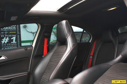 Imagen 21 de 25 de Mercedes Benz A250 Sport 2016