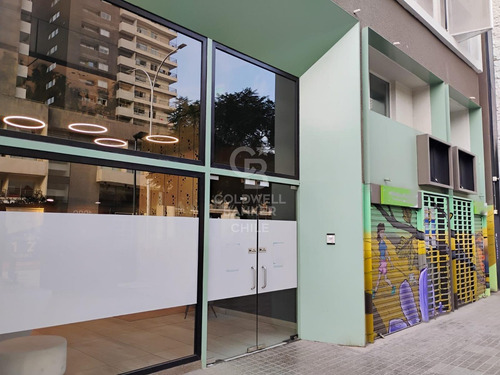 Local Comercial De 45m2 Sobre Av. Irarrázaval
