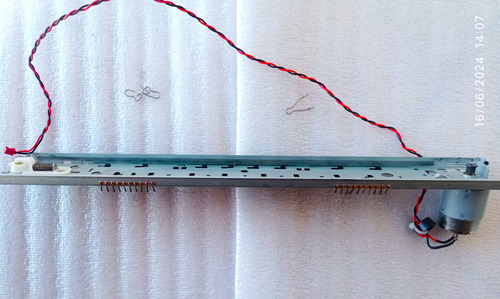 Riel Metálico Con Motor Guía Y Encoder Lineal Brother T710w (Usado)