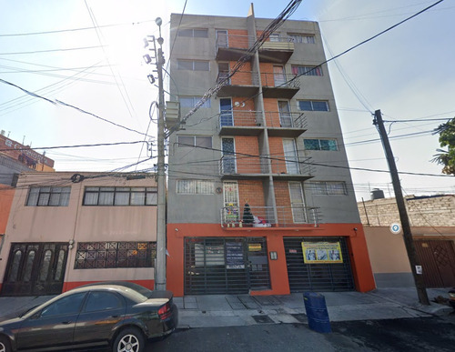 Remato Departamento En Fundidora De Monterrey, Peñon De Los Baños
