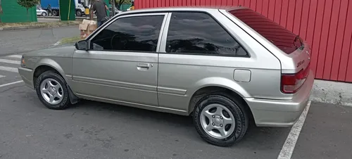 Mazda 323 1.3 Nti