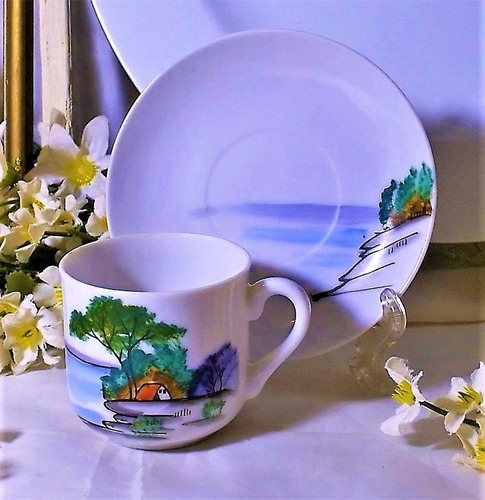 Imagen 5 de 10 de Bellísima Antigua Taza De Café Porcelana Japón Ocupado