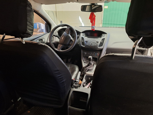 Ford Focus III 1.6 Sedan S