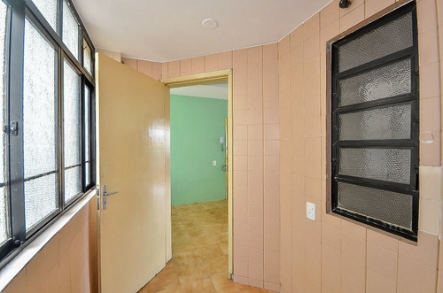 Imagem 24 de 30 de Apartamento C/ 3 Quartos, Desocupado, 139 M² Total, R$ 400.000 - Mercês - Curitiba/pr - Ap0688