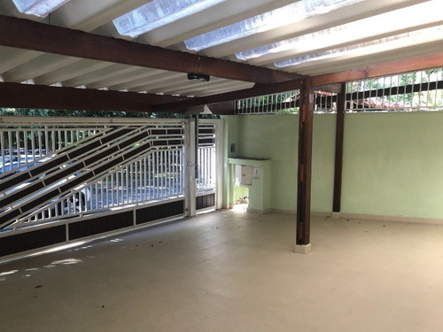 Imagem 8 de 20 de Casa À Venda Na Rua Francisco Conceição, Barro Branco (zona Norte), São Paulo - Sp - Liv-15780