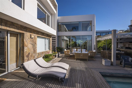 Venta De Casa Mediterranea Con Vistas Al Mar En Montemar
