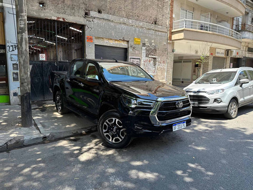 Imagen 1 de 21 de Toyota Hilux 2022 2.8 Cd Srx 204cv 4x2 At