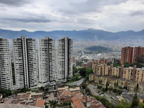 Apto 60 Mts Loma Del Indio, 3 Alcobas 2 Baños