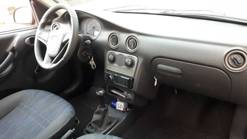 Imagem 3 de 5 de Chevrolet Celta 2005 1.0 Life 5p