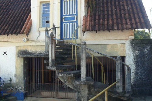 Casa À Venda Na Rua Teresa Cristina, Jardim Salaco, Teresópolis - Rj - Liv-11867