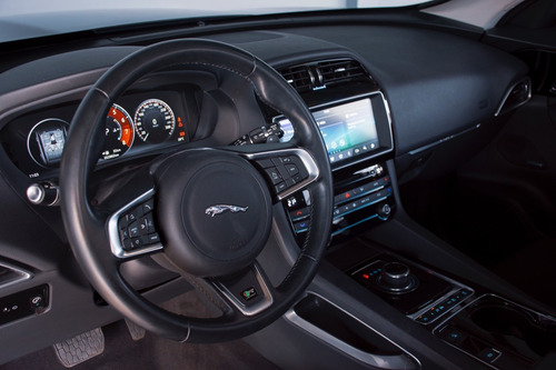 Jaguar F-pace R-sport 3.0 V6 Supercharger