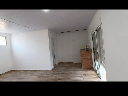 Alquilo Apartamento Mono Ambiente