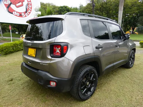 Jeep Renegade 1.8 Sport