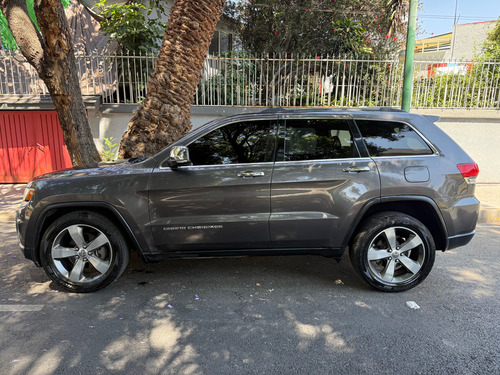 Jeep Grand Cherokee 3.6 Limited Lujo V6 4x2 At